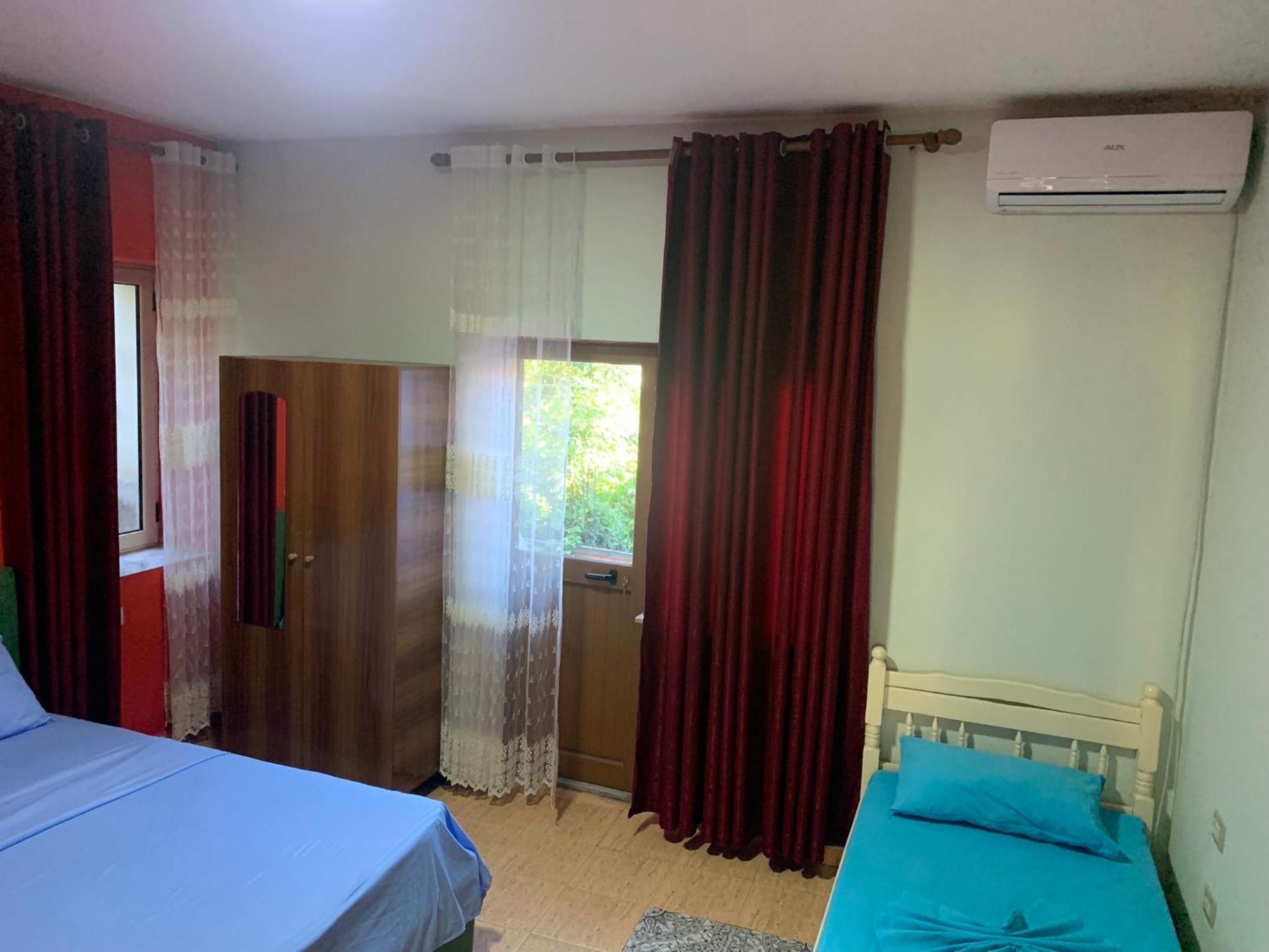 My Hostel - Privates And Dorms Shkoder Exterior photo